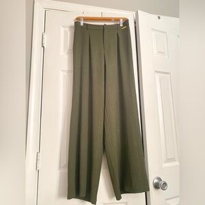 ADRIENNE VITTADINI Green Gold Lines Wide Leg Pants